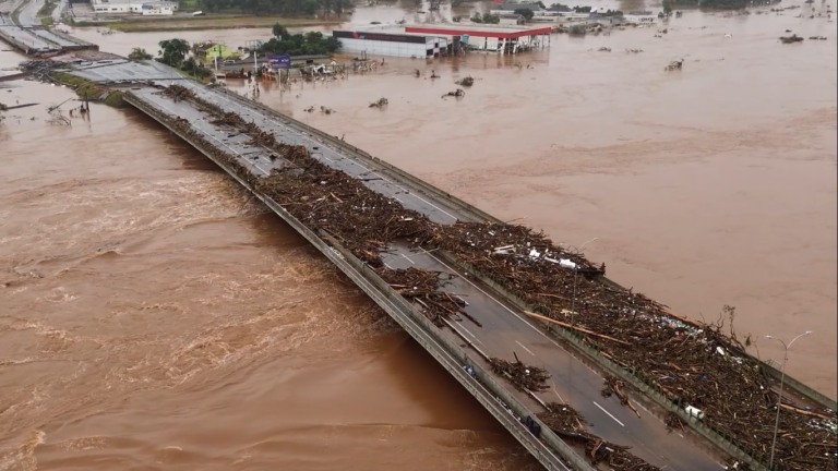 Enchentes no Rio Grande do Sul causaram destruição e comprometeram a produção agrícola – Foto: Reprodução/Canal Rural